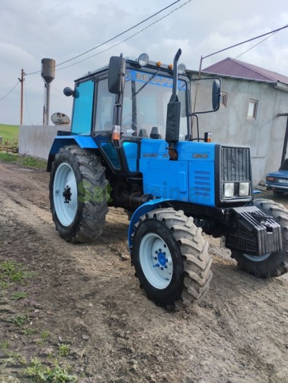 traktor-belarus-mtz-big-3