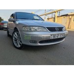 opel-vectra-small-0