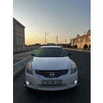 nissan-altima-small-0