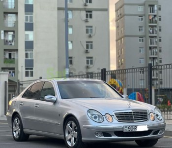 Mercedes-Benz E