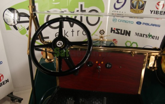 qolf-kar-klassik-avtomobil-ly08a-sekkizyerli-big-4