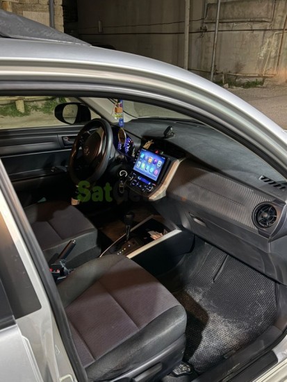 toyota-corolla-15-l-2018-il-universal-big-3